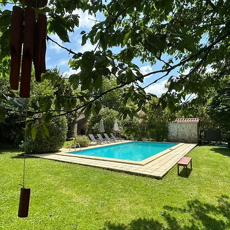 Domaine De Gargoris, Luxe, Piscine & Nature بيت للعطل
